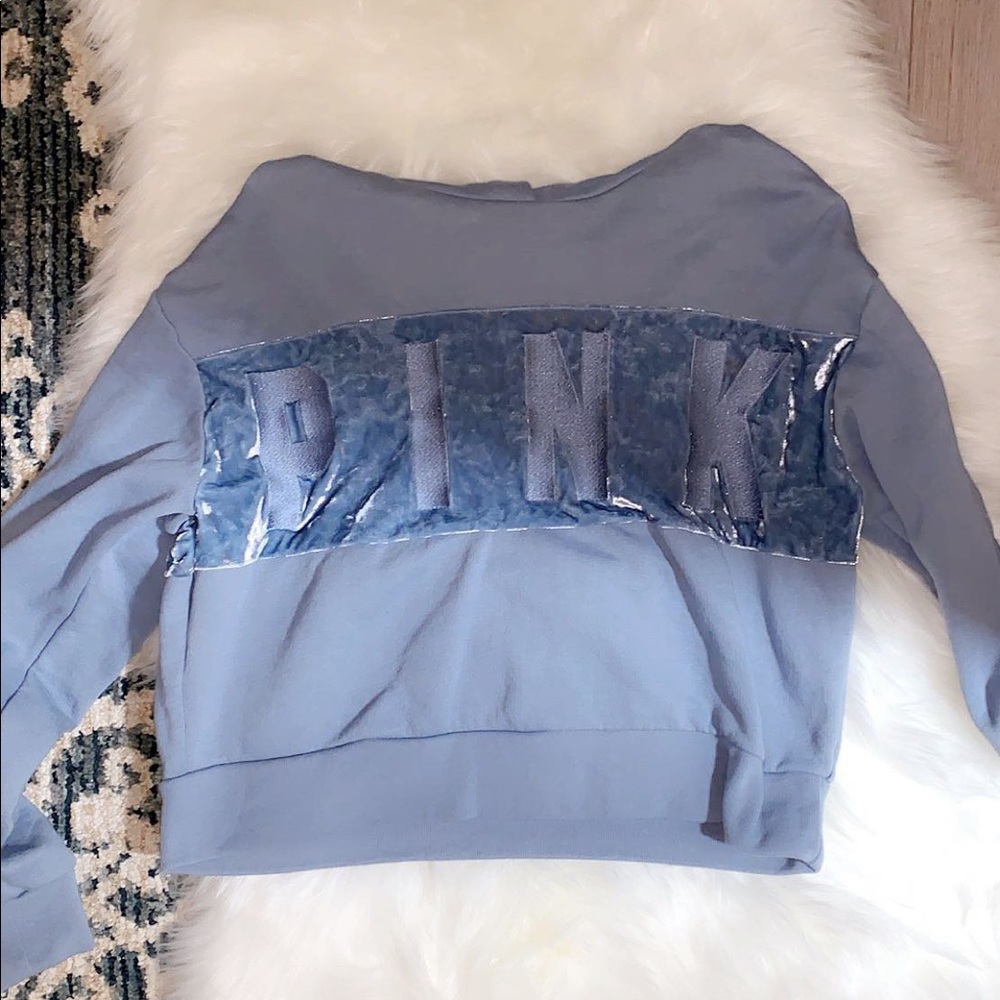 Cropped pink sweater